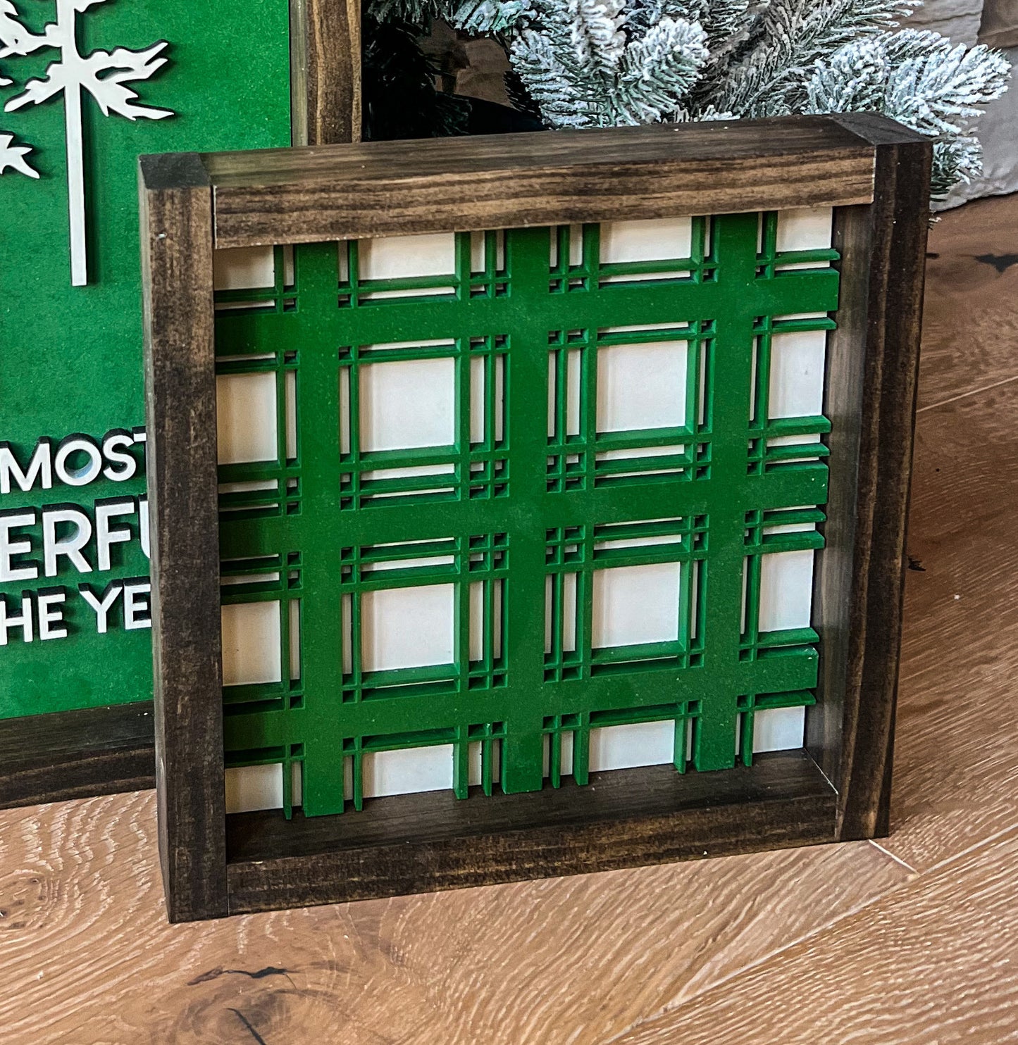 Plaid Holiday Sign