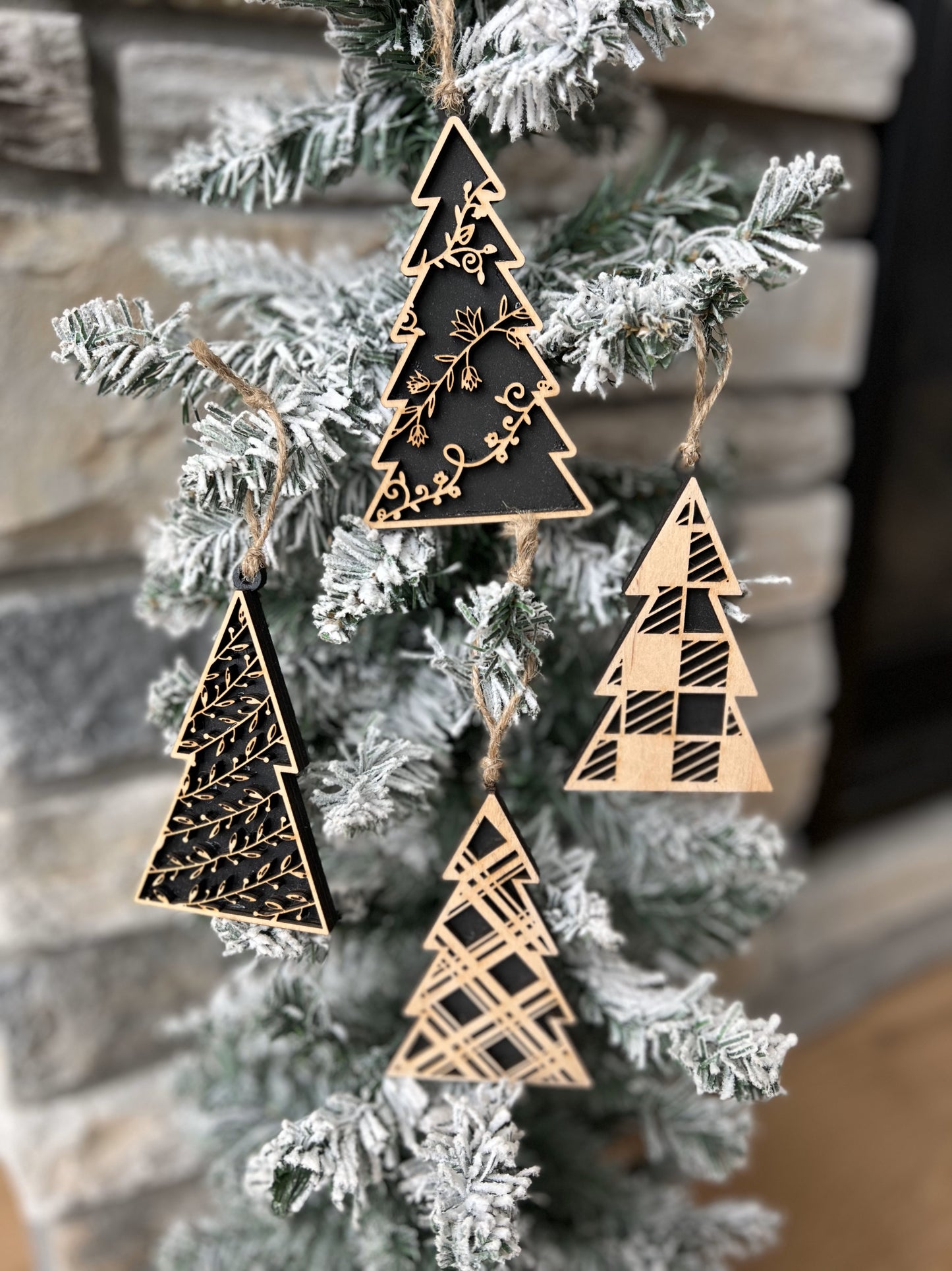 Modern Christmas Tree Ornaments